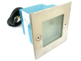 Faretto Luce Led Segnapasso Da Incasso a Muro Cornice Quadrata Vetro Opaco 9 Led Bianco Freddo